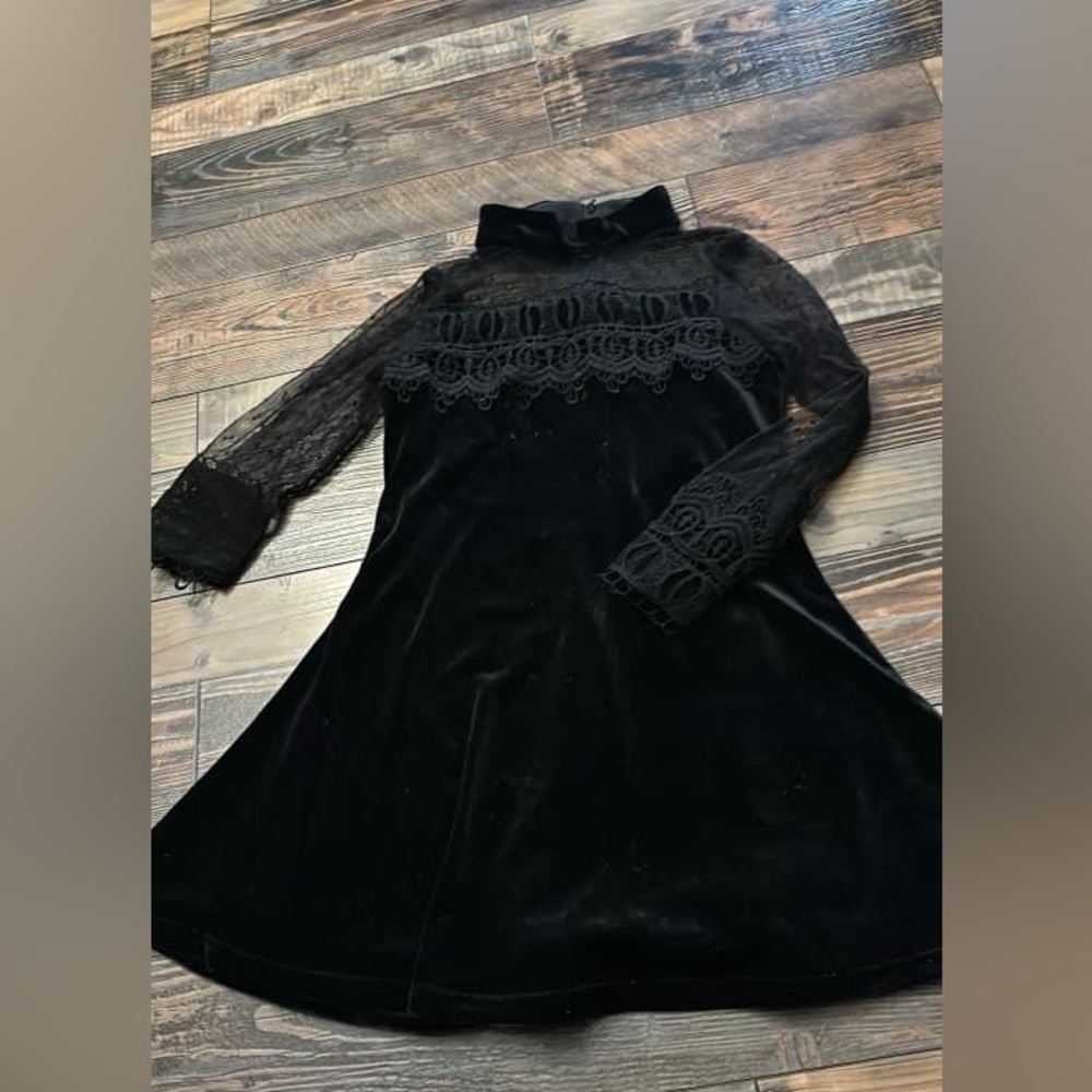Girls black velvet lace dress size 7